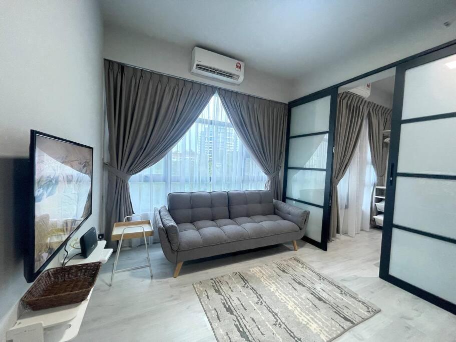 Jesselton Quay,2Br,4-5Pax,Mountain View Appartement Kota Kinabalu Buitenkant foto